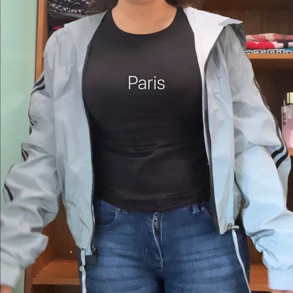 Gray sweater with two black lines - Picture 4 of 4